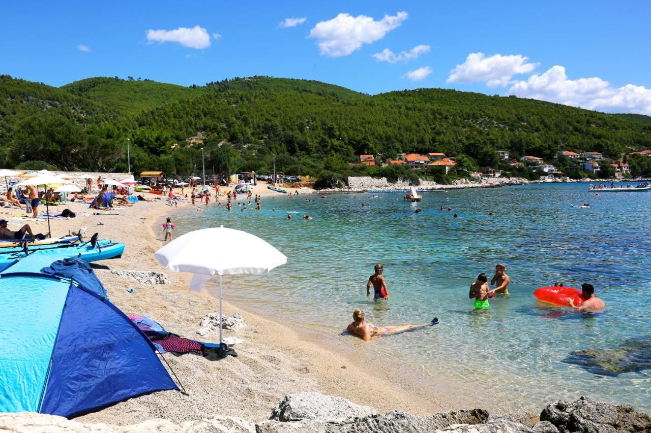 Apartments With A Parking Space Prizba, Korcula - 219 Экстерьер фото